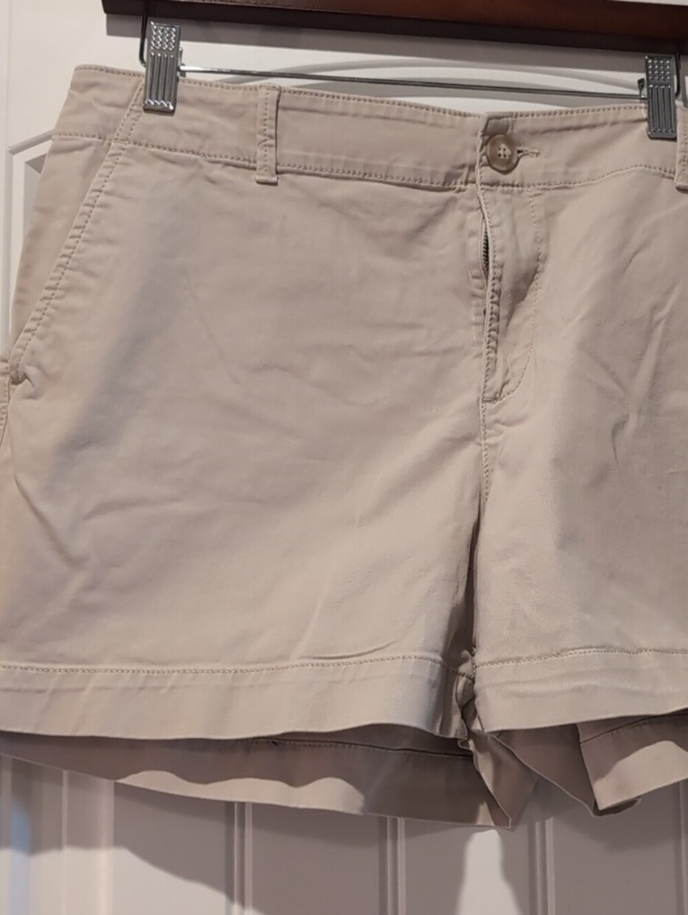 LOFT Beige/Tan Women's Chino Shorts